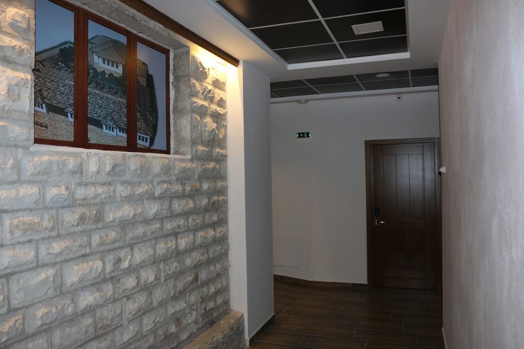 Hotel Kodra 3*