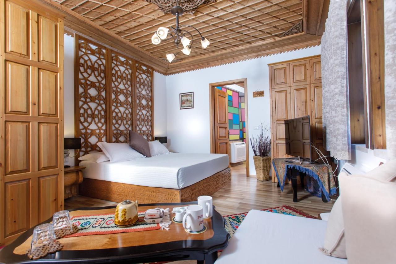 Hotel Kodra 3*
